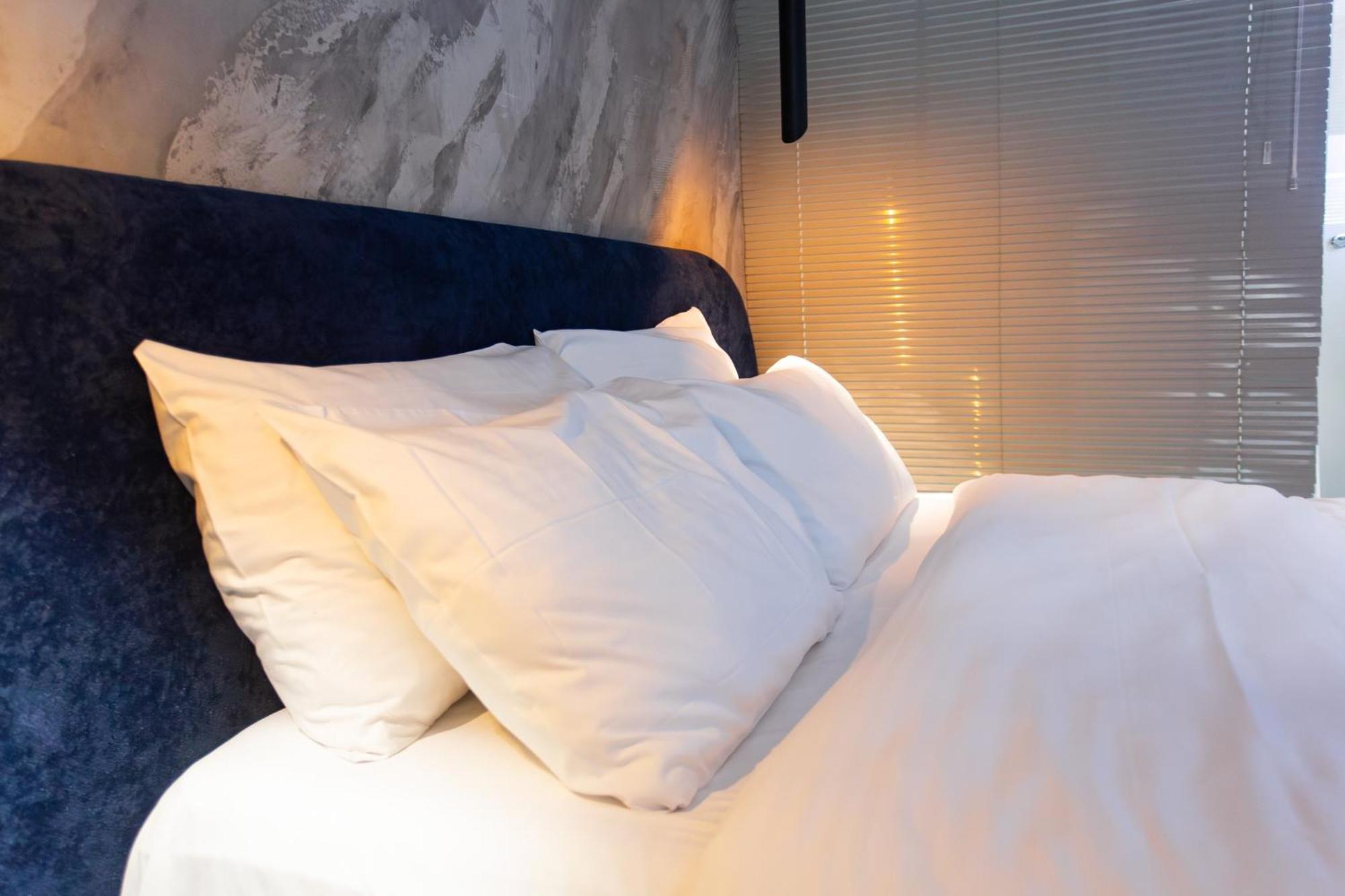 The Bubbles - Jacuzzi Hotel Tirana Extérieur photo